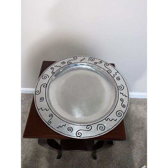 Vintage Wilton Armetale Large ” Serving Plate With Design Pewter - Picture 1 of 4